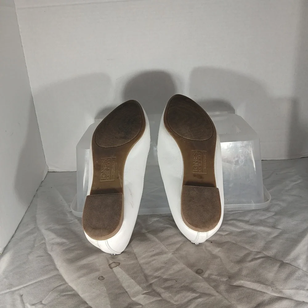 Jones New York‎ Samantha Flats 6 White Laser Cut Pointed Toe Loafers Career